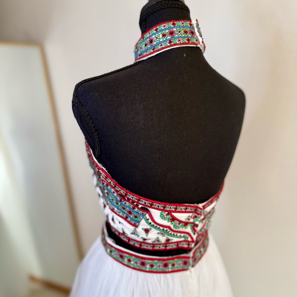 Sherri Hill 72171 Prom Pageant Dress Size 4 Beaded Halter White Tulle Ball Gown - Picture 7 of 15